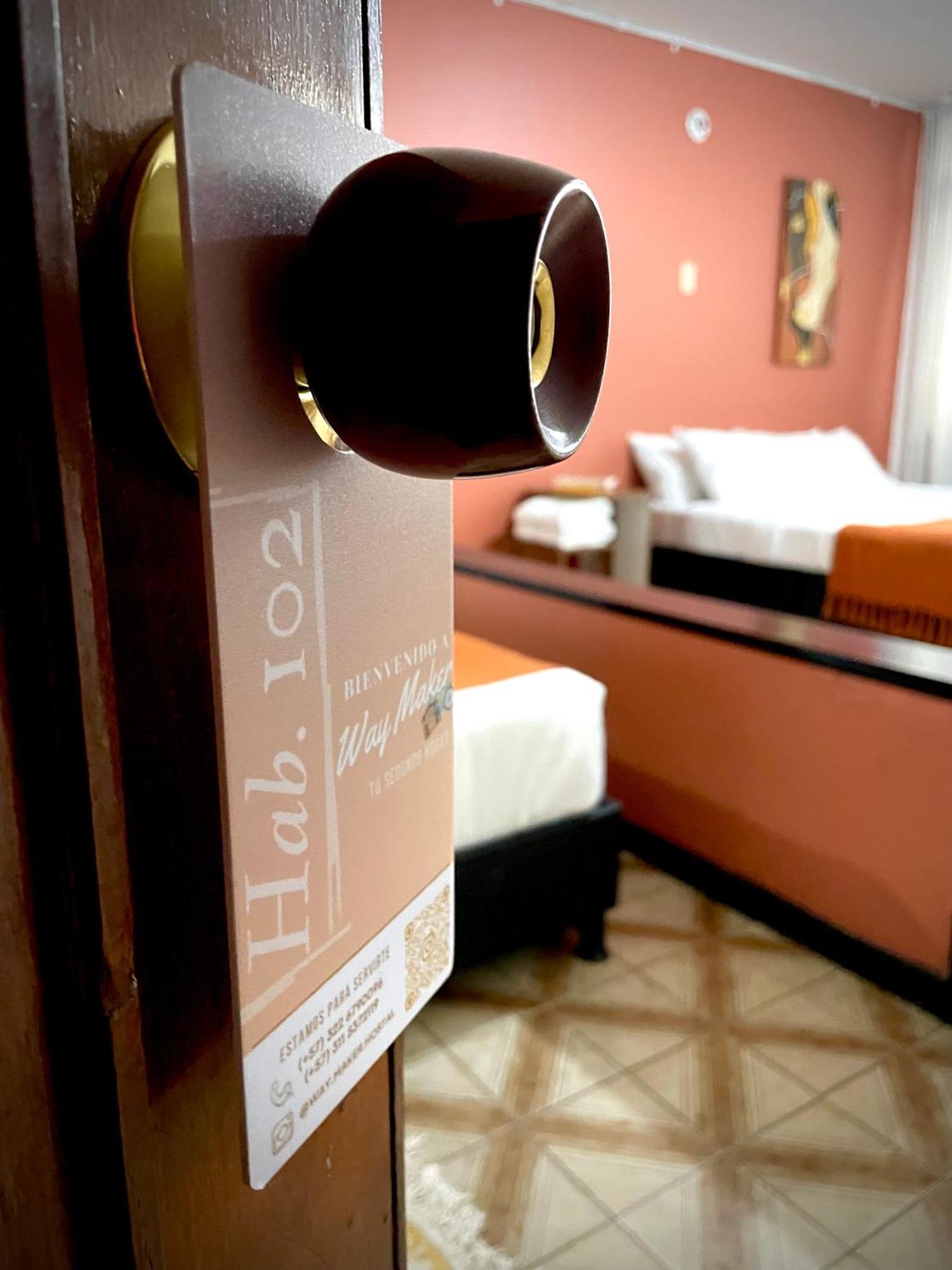 Way Maker 1 Hotel Bogota Ngoại thất bức ảnh